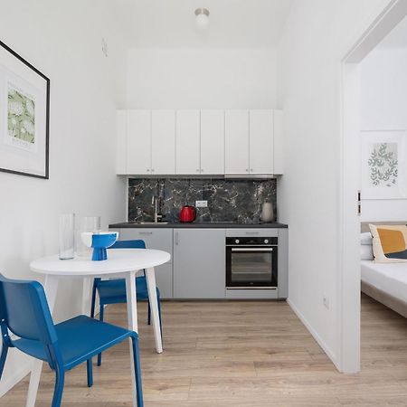 2 Bedroom Apartment - Dluga 65 คราคูฟ ภายนอก รูปภาพ