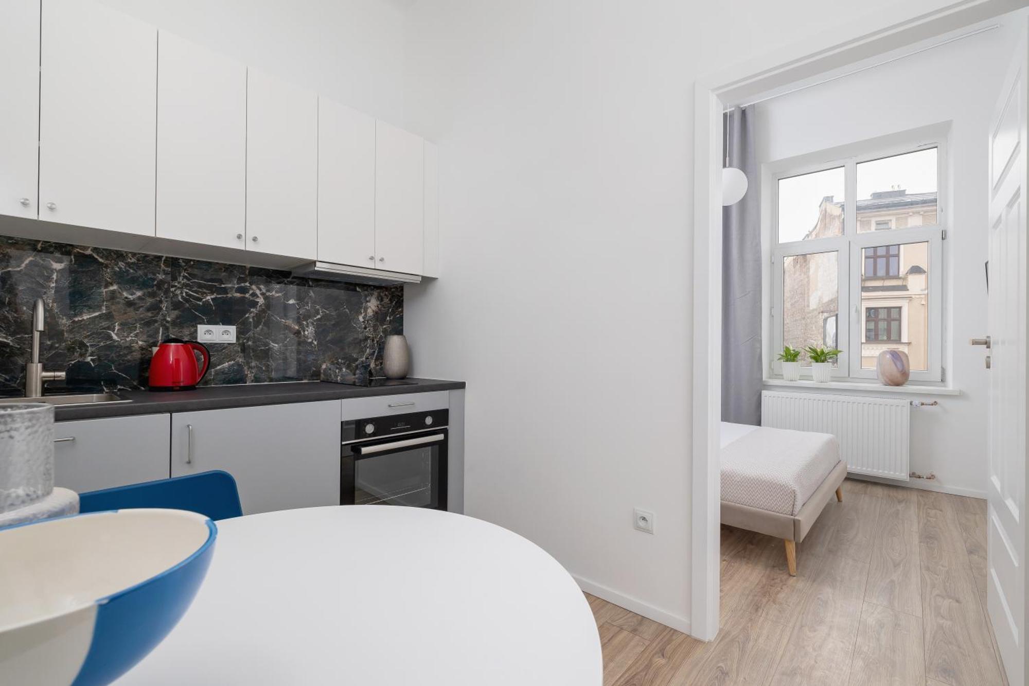 2 Bedroom Apartment - Dluga 65 คราคูฟ ภายนอก รูปภาพ