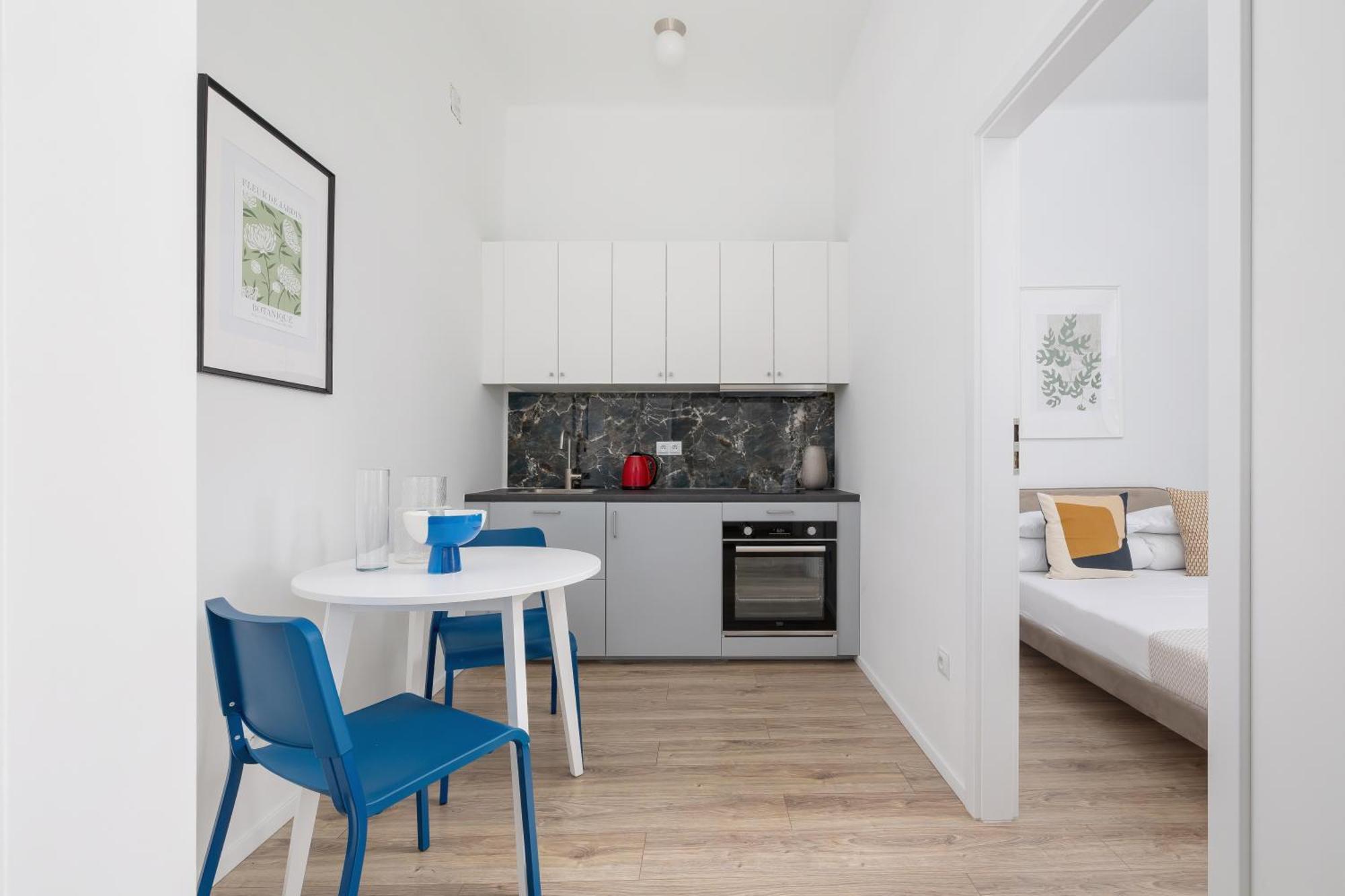 2 Bedroom Apartment - Dluga 65 คราคูฟ ภายนอก รูปภาพ